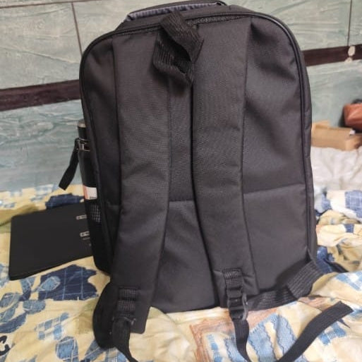 School Bags For Boys And Girls Waterproof Multi Compartment Student Backpacks Durable Quality For Daily School Use.